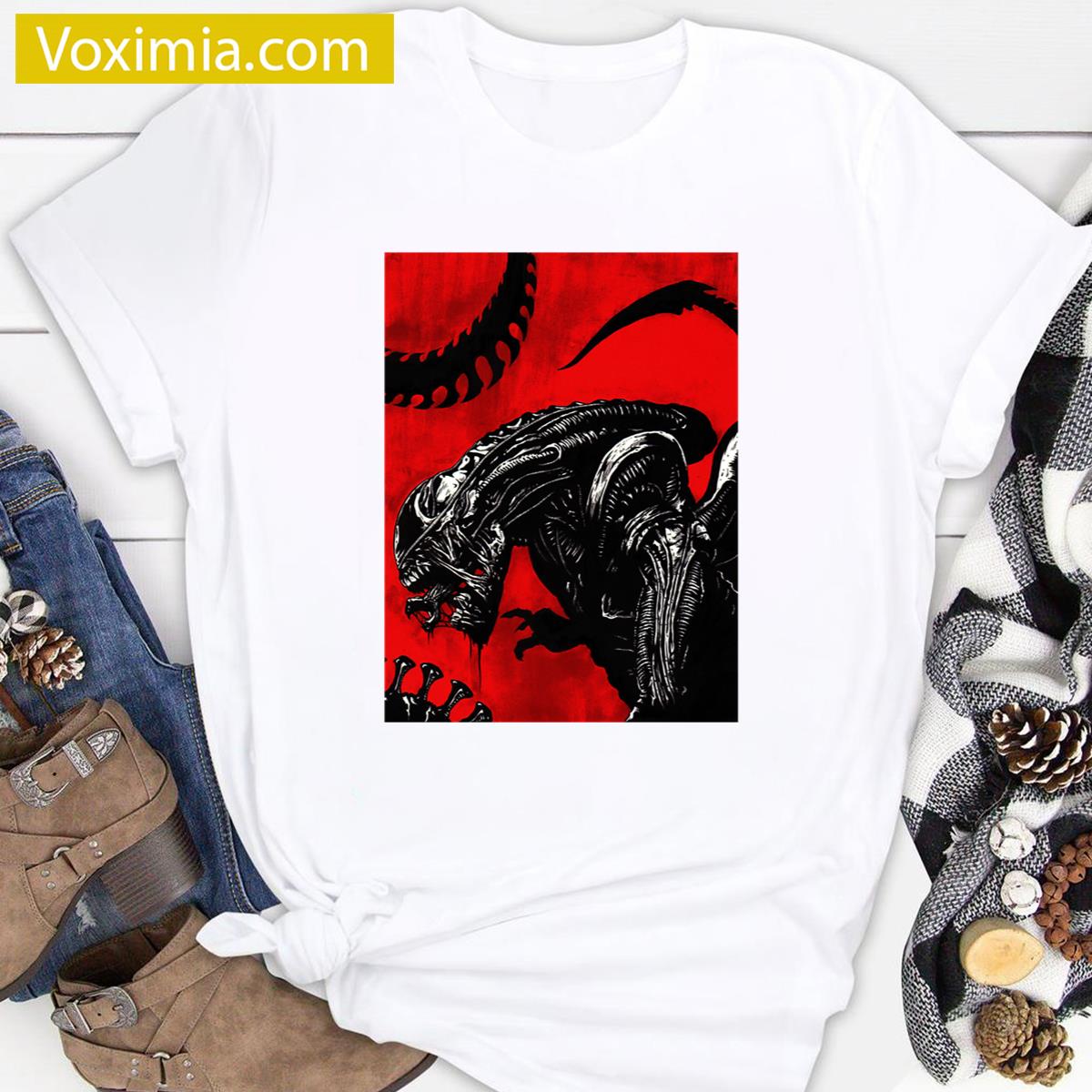 Slobbering Space Slasher Cool T-shirt