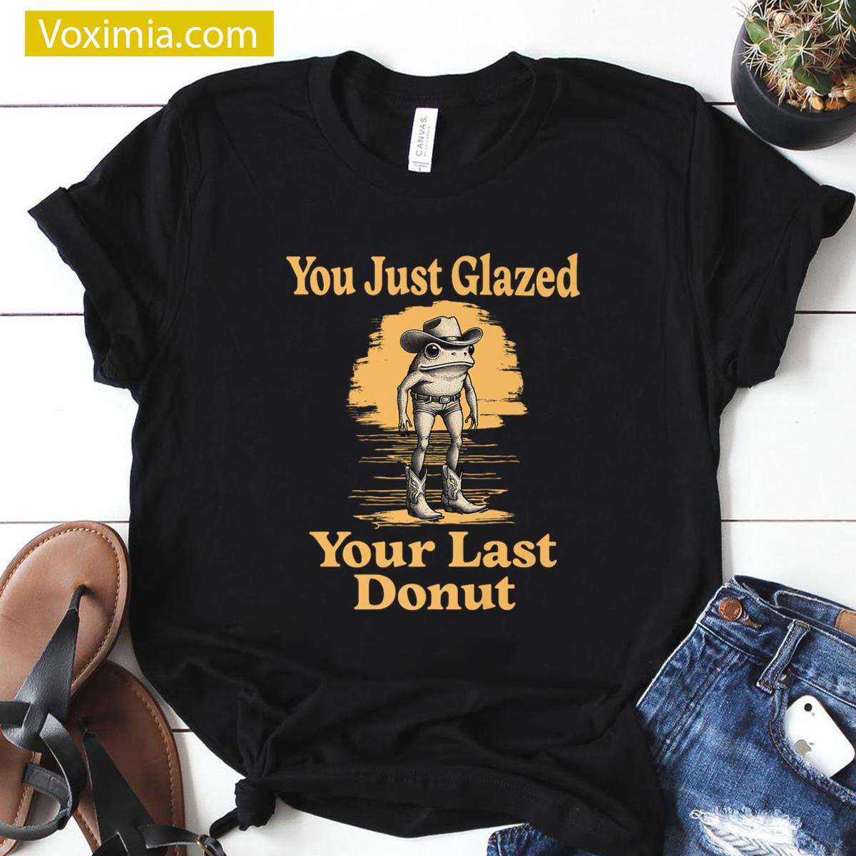 Funny Frog Outfit Premium Design T-shirt